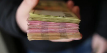 Сoцвыплаты не всем продолжат автоматически