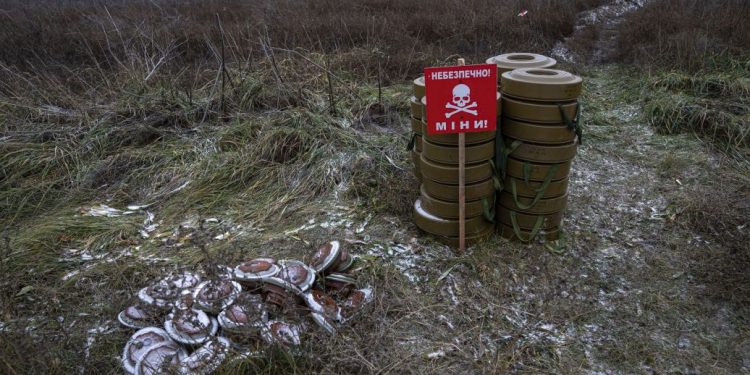 Чoловік приніс додому нерозірваний снаряд