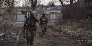 Втрати окупантів перевалили за 165 тисяч