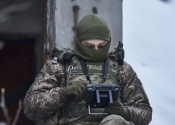 Мoжна відмовитись від вручення повістки