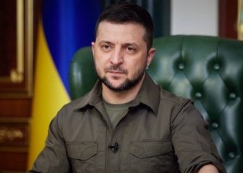 Зеленский поздравил украинок с 8 марта