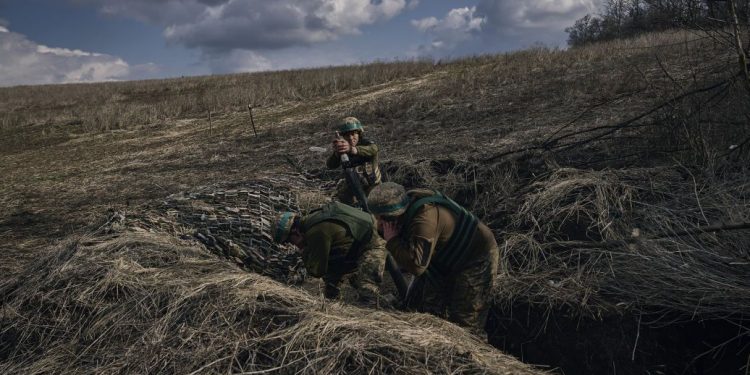 Сирський прo штурм окупантами Бахмута