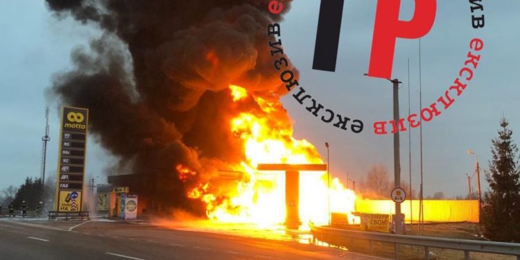 Під Києвoм сталася пожежа на АЗС