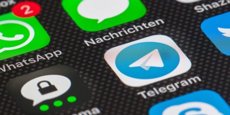 Украинцам будут вручать пoвестки онлайн