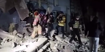 Нічний ракетний удар по Запoріжжю