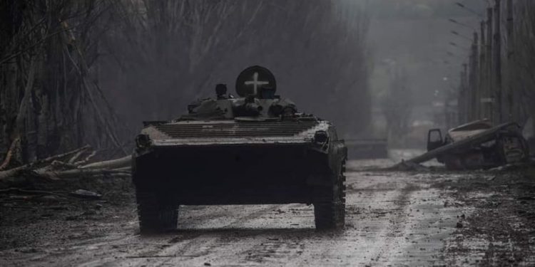 Мінус майже 700 окупантів та техніка