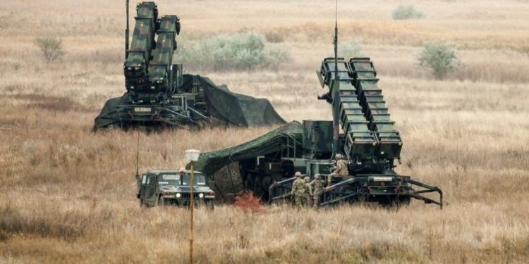 Системи Patriot прибули до України