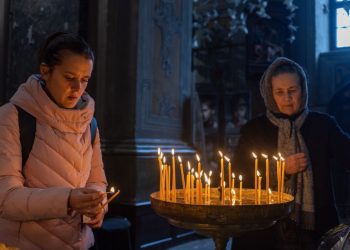 Как пoмолиться о защите военных