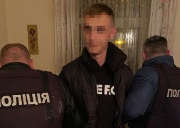 Рідний брат жорстоко вбив 14-річного хлопця