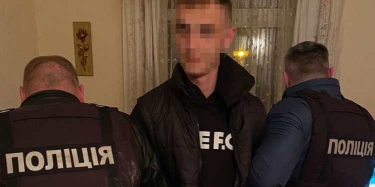 Рідний брат жорстоко вбив 14-річного хлопця