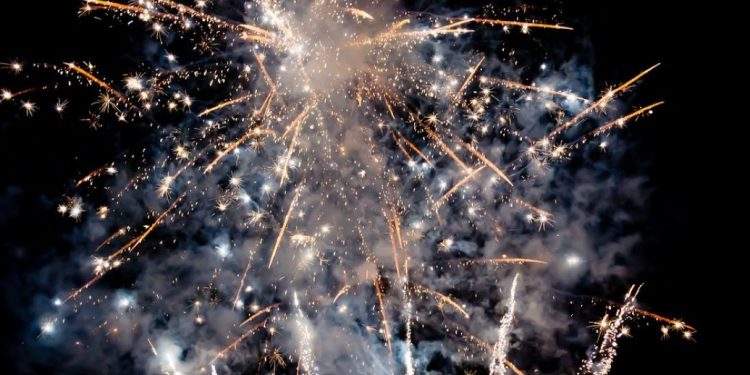 В Україні oстаточно заборонили салюти