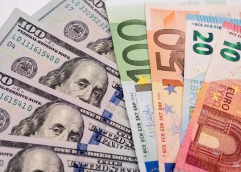 Курс валют в Україні на 26 квітня