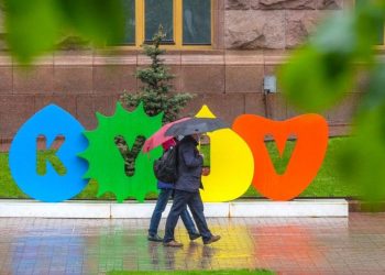 Майже в усіх областях 24 квітня буде дощ