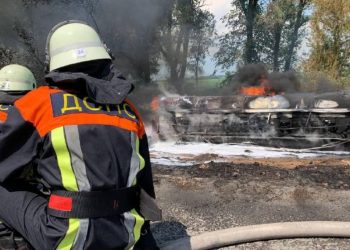 Під Києвом вибухнув бензовоз
