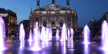 Во Львове дедушка обокрал школьника