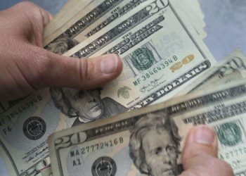 Курс валют в Україні на 2 травня