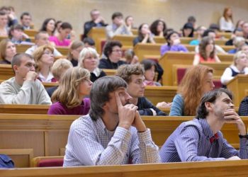 Вручення повісток студентам вже влітку!