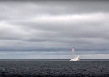 РФ срочно вывела ракеты в Черное море