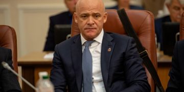 Суд отправил под стражу мэра Одессы