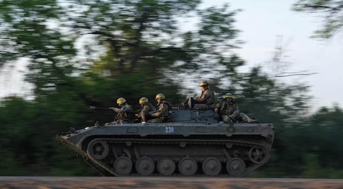 Україна намагається оточити Бахмут