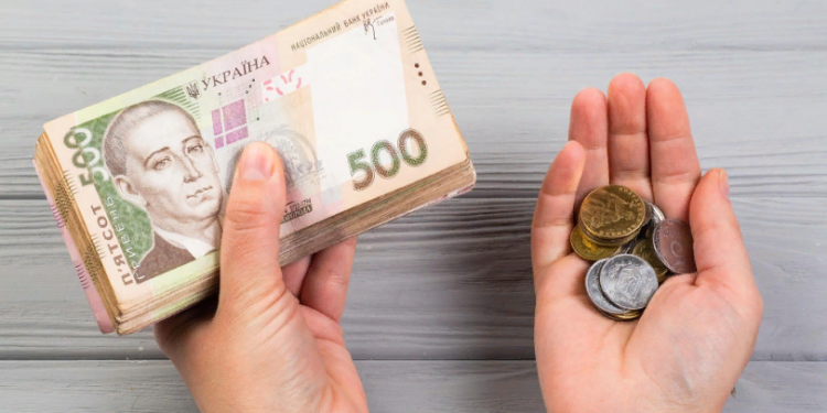 Що буде із зарплатами 2024 року