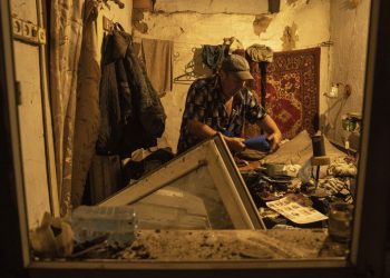 Россияне ночью снова атаковали Украину