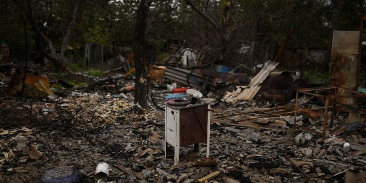 РФ вдарила ракетою по центру Слов’янська