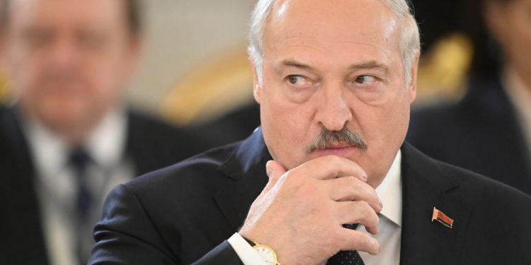 Навіщо Лукашенко зупинив бунт Пригожина