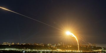 Нічна атака армії Росії на Україну