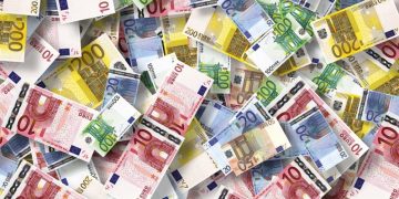 Курс валют на 8 червня 2023 року