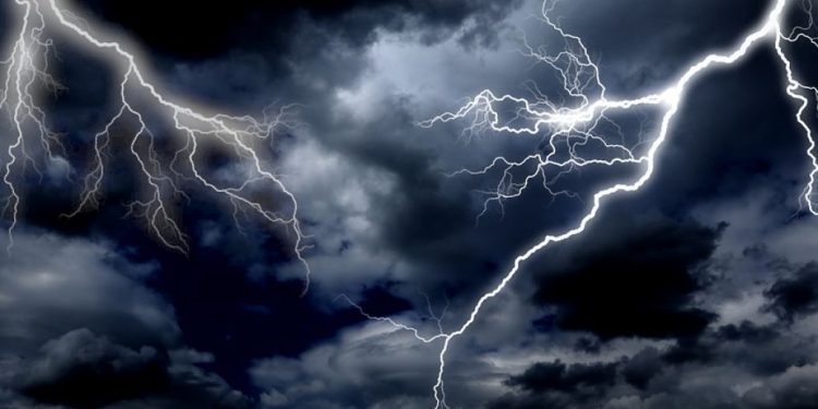 У Києві оголосили перший рівень небезпеки