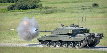 Танк Challenger 2 заметили на линии фронта