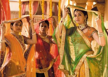 В Індії студент побачив 500 дівчат на іспиті і втратив свідомість