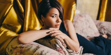 Як зараз виглядає 44-річна Гайтана. Співачка після тривалої паузи показала свої нові фото