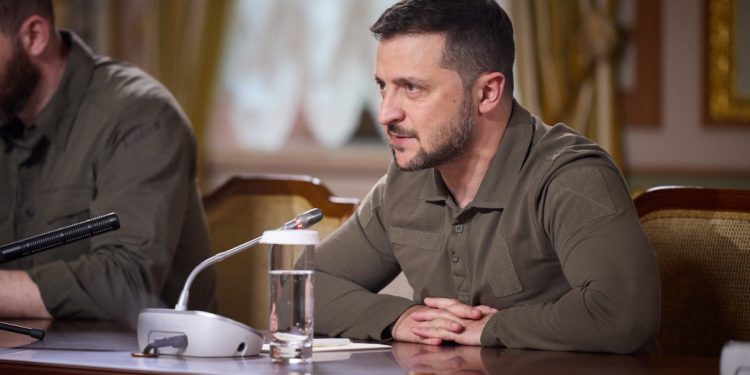 Шахраї проводять стріми зі збором грошей від імені Зеленського