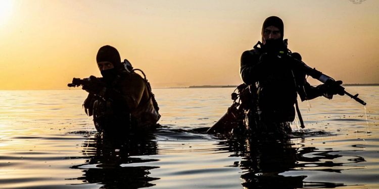 Зеленський привітав українських спецпризначенців і подякував за звитягу в війні