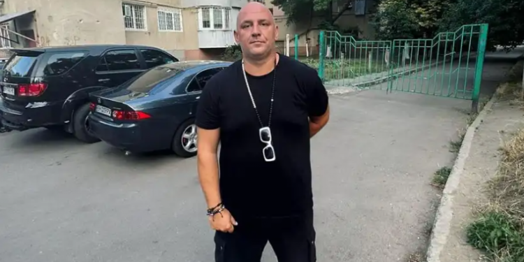 Невже повернувся: Потап з’явився в Одесі після вибухів – фото на вулицях міста