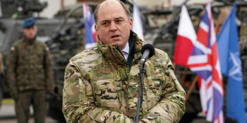 Скандал із “невдячною” Україною: Уоллес заявив, що його заяви були спотворені