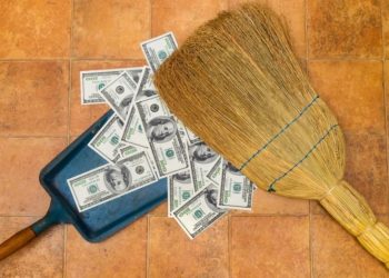 Як правильно підмітати: щоб не вимести удачу з дому