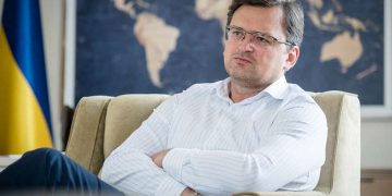 Дмитро Кулеба попередив українців про складну осінь