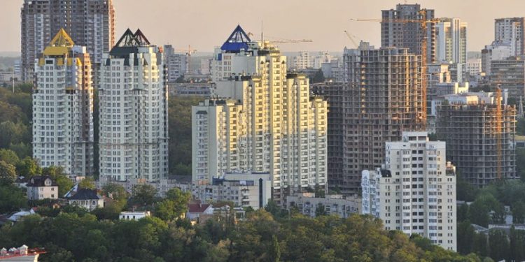 Рынок недвижимости Киева: застройщики вынуждены реагировать на сокращение спроса