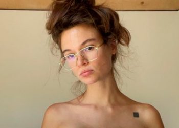 Даша Кацуріна без спідньої білизни показала рідкісні романтичні фото з Дантесом