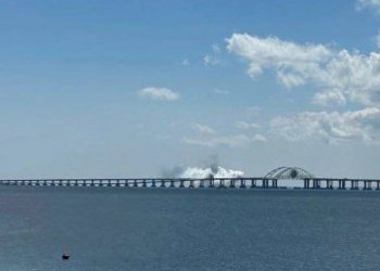 У районі Кримського мосту вдруге за день вибухи