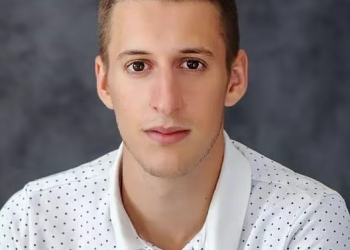 Син нардепа від “Слуги народу” виїхав з України та не повернувся – ЗМІ