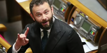 СБУ та ГБР обшукують нардепа Дубинського