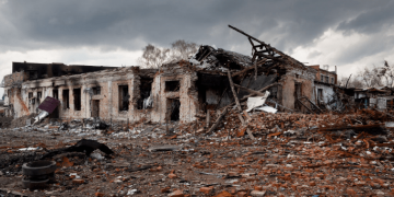 Росіяни за добу 28 разів обстріляли Сумську область