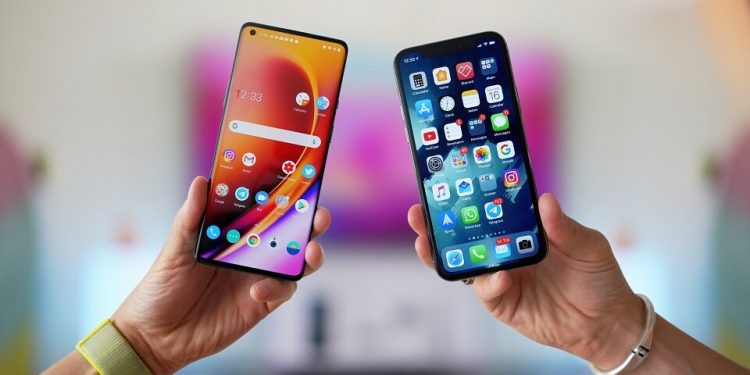 Названо 5 смартфонів із найкращими дисплеями