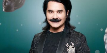 66-РІЧНИЙ ПАВЛО ЗІБРОВ ЗІЗНАВСЯ, ЩО КОЛЕ БОТОКС