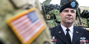 Генерал США пропонує забирати до ЗСУ молодь, жінок та біженців за кордоном.