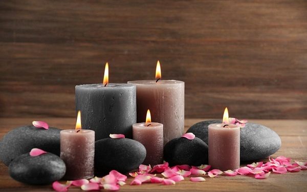 Ароматичні свічки можуть бути небезпечнішими, ніж сигаретний дим, — дослідження